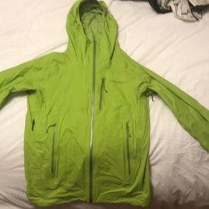 Men’s Patagonia XS green jacket